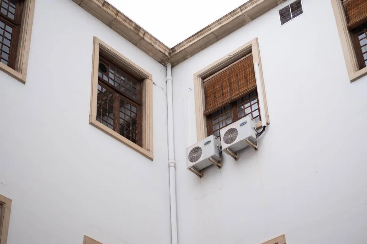 Window Repair in Long Beach, CA